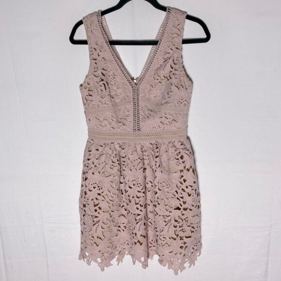SOLD-New Look Premium Nude Blush Lace Overlay Sleeveless Mini Dress 6 - Picture 14 of 14